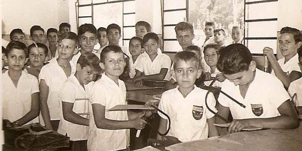 Alunos do Colégio São Luís em 1961 
