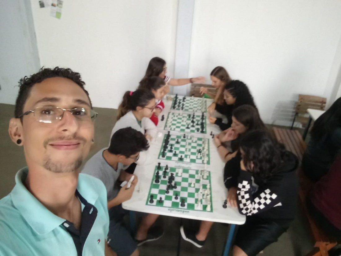 Cinco aplicativos para aprender a jogar xadrez e desafiar a protagonista de  O Gambito da Rainha