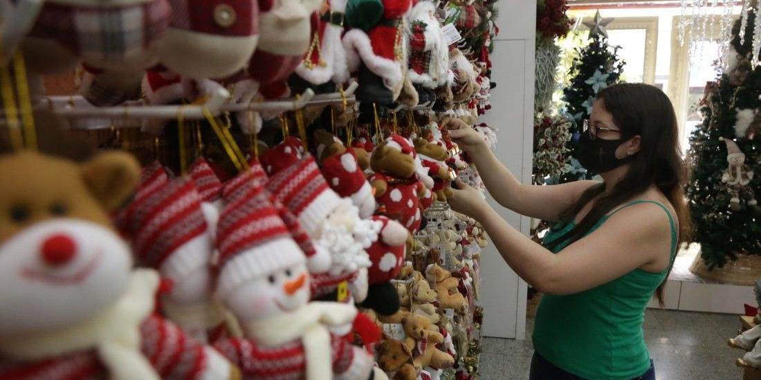 Lojas já estão preparadas para o Natal em Rio Preto