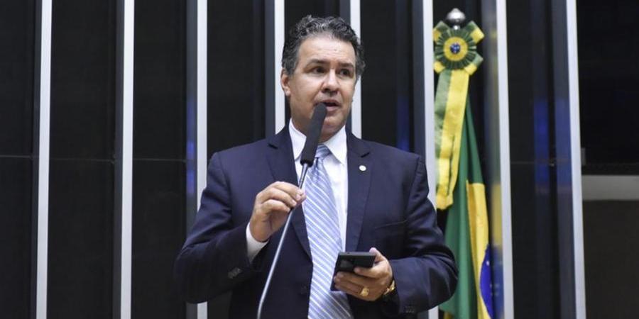 Deputado Capitão Augusto (PL-SP) espera pela sanção do reajuste aos policiais federais apesar dos sinais do próprio presidente Jair Bolsonaro (Divulgação/Zeca Ribeiro/Câmara dos Deputados)