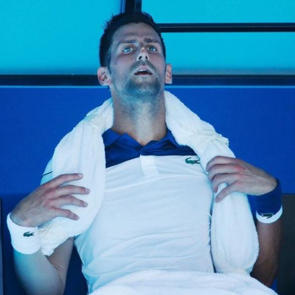 Djokovic volta à detenção dois dias antes do Aberto da Austrália