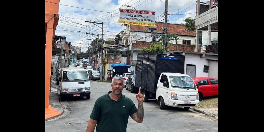 'Devo colocar um desse na Câmara?', questiona vereador de Rio Preto sobre faixa antirroubos (Reprodução/Facebook)