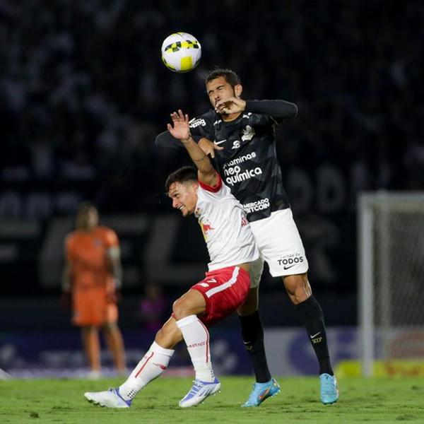 Roubadas de bola são destaque do Corinthians no Brasileirão