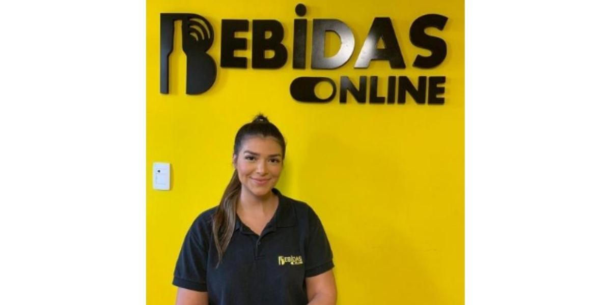 Sophia Safadi, 28 anos, franqueada do Bebidas Online, franquia de Rio Preto (Divulgação)