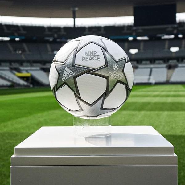 Uefa e Adidas apresentam a bola da decisão da Liga dos Campeões