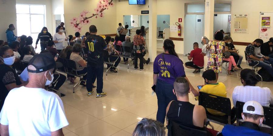 Sala de espera lotada na UBS do Santo Antônio (Johnny Torres 7/6/2022)