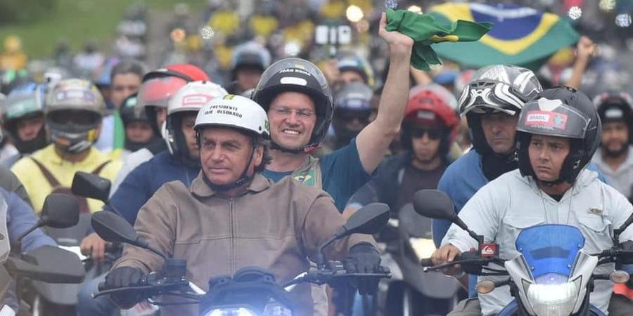 Presidente Jair Bolsonaro participou de motociata neste sábado em Salvador (Reprodução/Redes sociais)